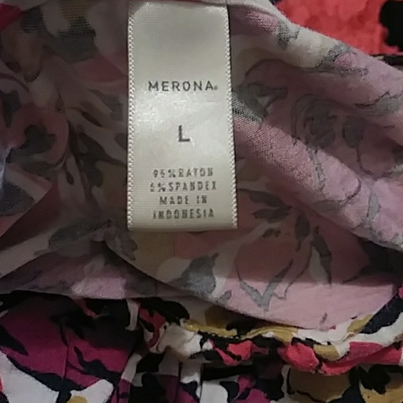 Top - Picture 2 of 2